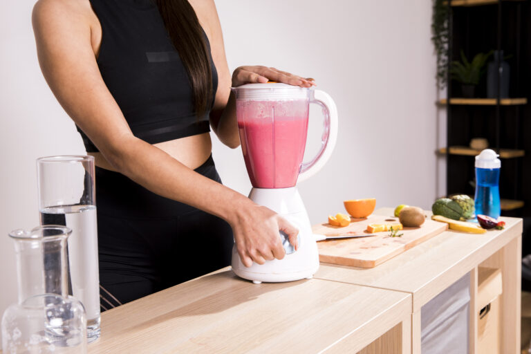 10 Best Professional Blenders for Smoothies in 2025: Blend Like a Pro