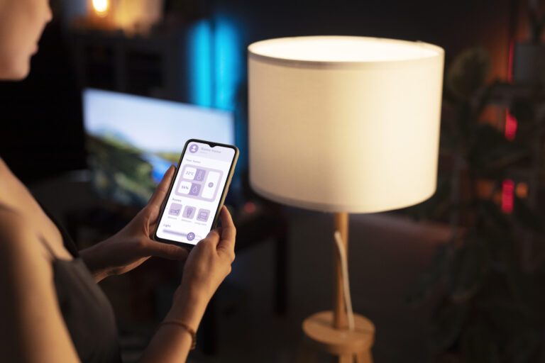 5 Best Smart Bulbs for Home in 2025