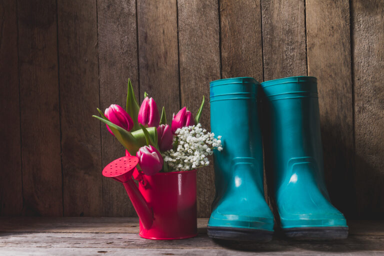 Best 5 Short Women’s Gardening Boots for 2025: A Gardener’s Journey