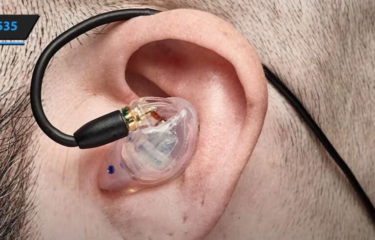 best noise cancelling earbuds wired