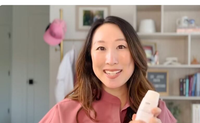 Are Matte Sunscreens Good for Oily Skin A Definitive Guide