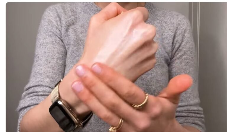 Can I Skip Moisturizer and Use Sunscreen for Oily Skin?